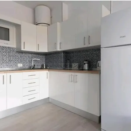 Ziocarlo/tenerife/los Cristianos *